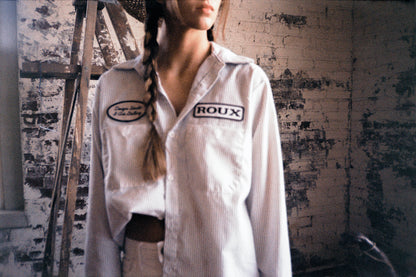 COLLAR, a cropped work shirt