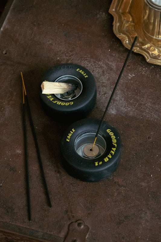 Tire incense tray